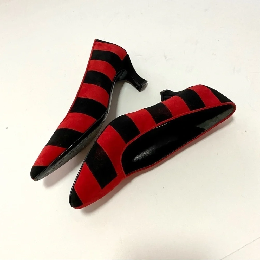 Vintage Bruno Magli Italian Black Red Suede Kitten Heel Pumps Shoes Size 7AA Y2K
